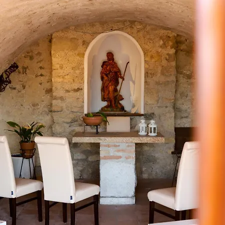 San Rocco Relais 아파트호텔 소리아노델라고