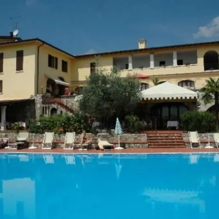 San Rocco Relais 아파트호텔 소리아노델라고